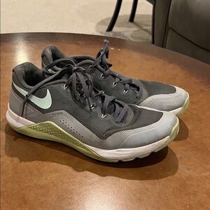Nike Black and Green Training Sneakers